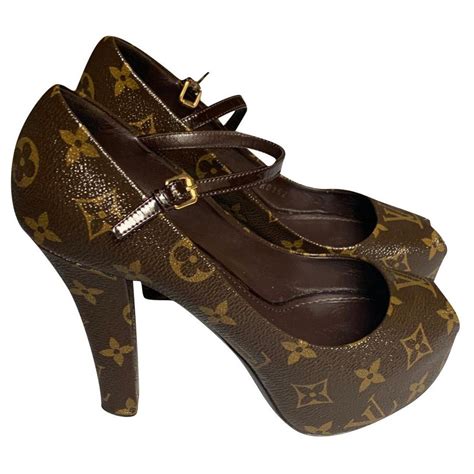 chaussure talon louis vuitton|escarpin louis vuitton.